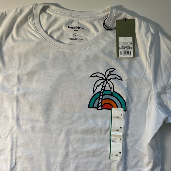 Brand New Graphic T-shirt - Picture 2 of 2